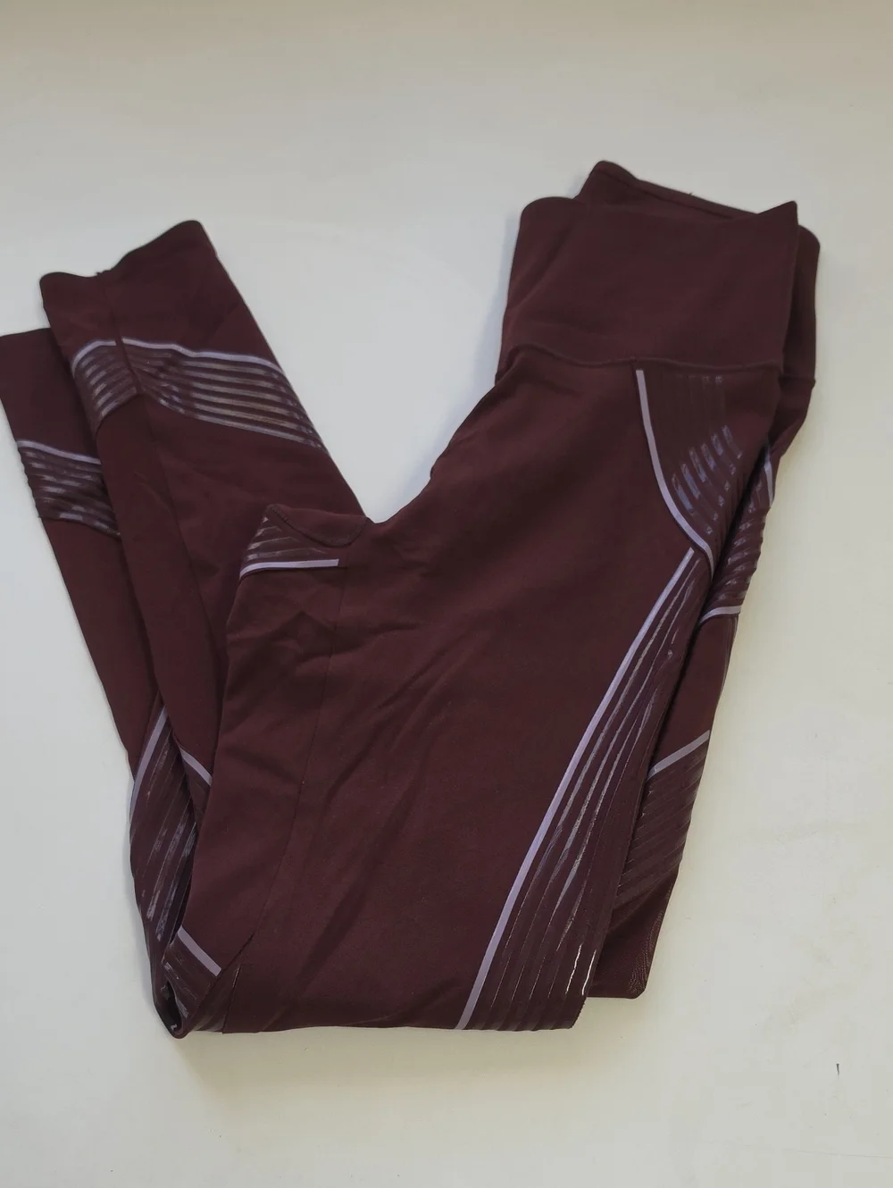 Refined Contours Leggings in a burgundy brown color